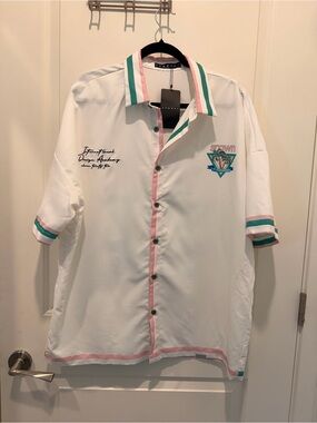 Sumwon International
Design Academy St. Barths
Resort Shirt XL